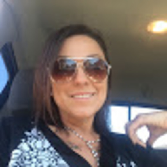 Meet your Posher, Jacqueline - Picture 1 of 1